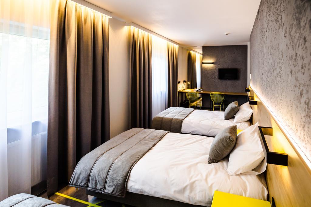 Air Hotel Варшава Экстерьер фото